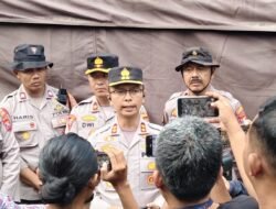 Anjing pelacak mendeteksi 3 titik yang diduga lokasi korban tanah longsor
