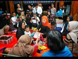 Gubernur Khofifah siap bangun rumah Warga Depok yang terdampak Longsor