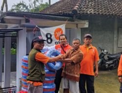 Gerak cepat PKS Trenggalek salurkan bantuan 25 Rol Slang untuk warga terdampak longsor