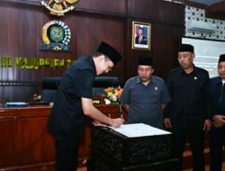 Persetujuan Ranperda Perubahan SOTK dijadwal ulang belum dapat Nomor Register