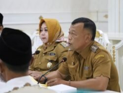 Bupati Sugiri himbau seluruh warga mengenakan sarung selama HSN