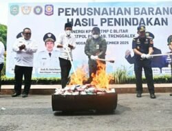 KPPBC musnahkan rokok dan minuman beralkohol ilegal di Trenggalek