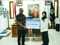 Atlet angkat besi peraih mas SEA Games 2025 dapat bonus Bupati Pacitan