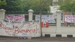 Hukum Pasang Badan: Vonis Berani PN Trenggalek Demi Martabat Guru