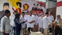 Anti-Ribet! Cukup Telepon Warga Trenggalek Bisa Dapat Kambing dari Gerindra