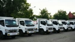 Perkuat Ekonomi Desa, Pemkab Ponorogo Serahkan 29 Truk Koperasi Merah