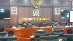 Silpa Rp 83 M Mengendap, Jalan Trenggalek Tetap Hancur!