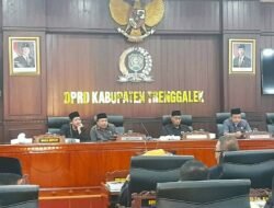 Silpa Rp 83 M Mengendap, Jalan Trenggalek Tetap Hancur!