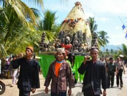 Munjungan Merawat Jagad melalui Upacara Adat Longkangan