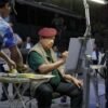 Terpikat Hutan Dadapan SBY Spontan Menepi dan Melukis di Pinggir Jalan