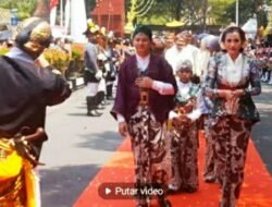 Langkah Tanpa Alas Kaki Bupati Trenggalek dan Doa Petani di Hari Jadi ke-832